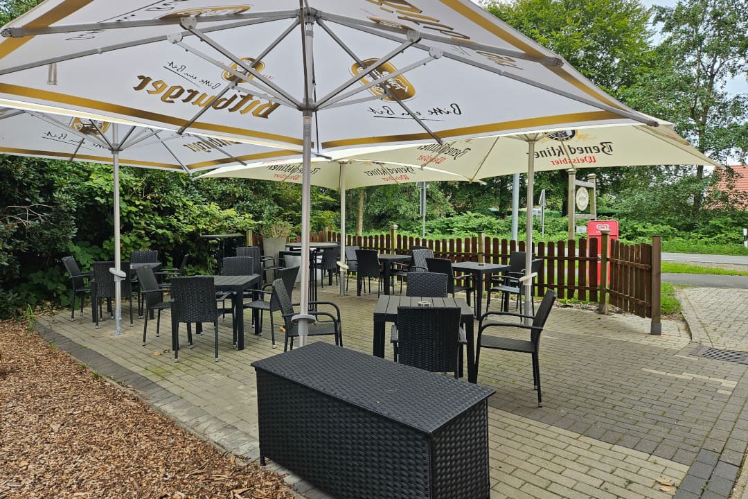 Biergarten der Sater Schänke - Kneipe Saterland / Bollingen
